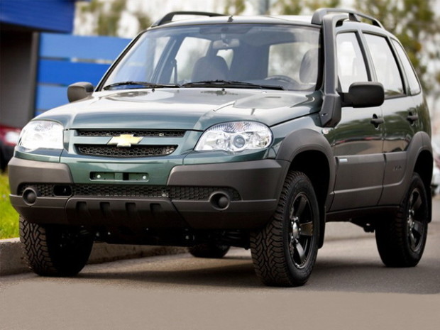 chevrolet_niva_le_1