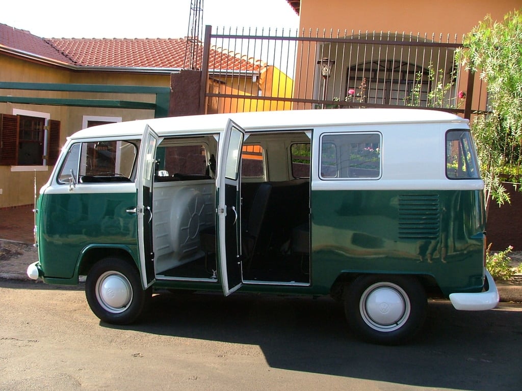 Kombi_6_portas_1976_03