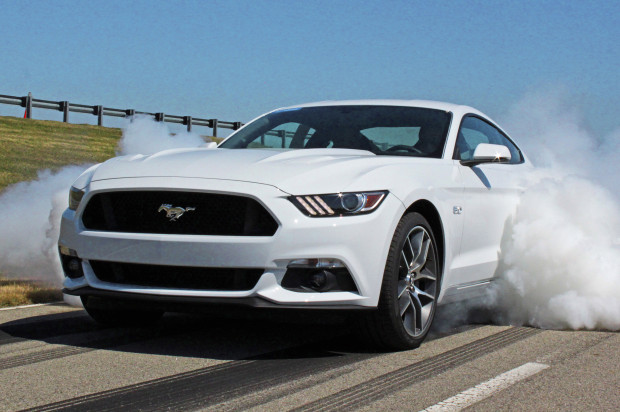 2015-ford-mustang-gt-line-lock-burnout