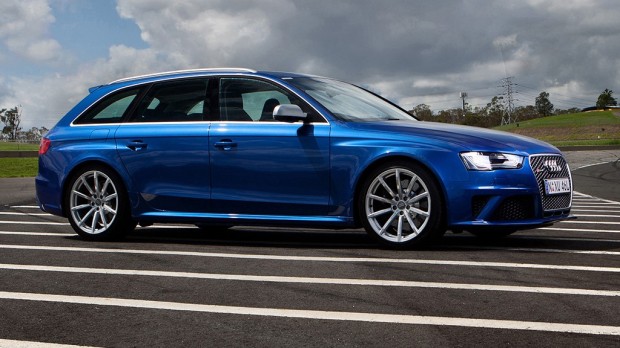 audi_rs_4_avant_au-spec_2