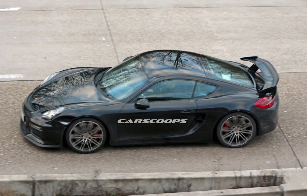 Porsche-Cayman-GT4-New2