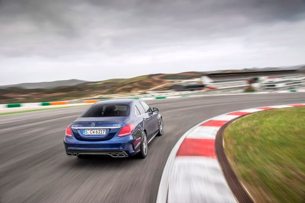 Mercedes-AMG C 63 S; Fahrvorstellung Portimao 2015; brillantblau metallic; Leder Nappa schwarz