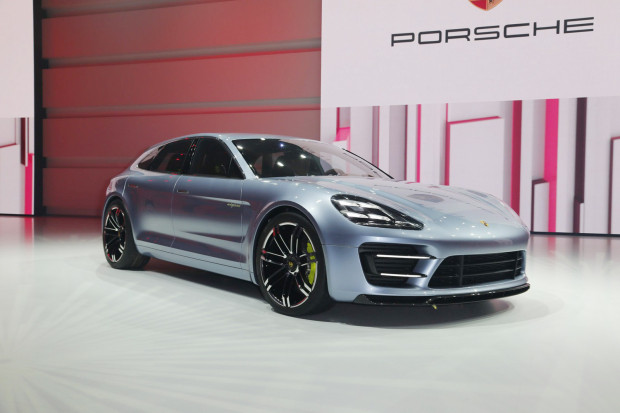 Porsche-Panamera-Sports-Turismo-11