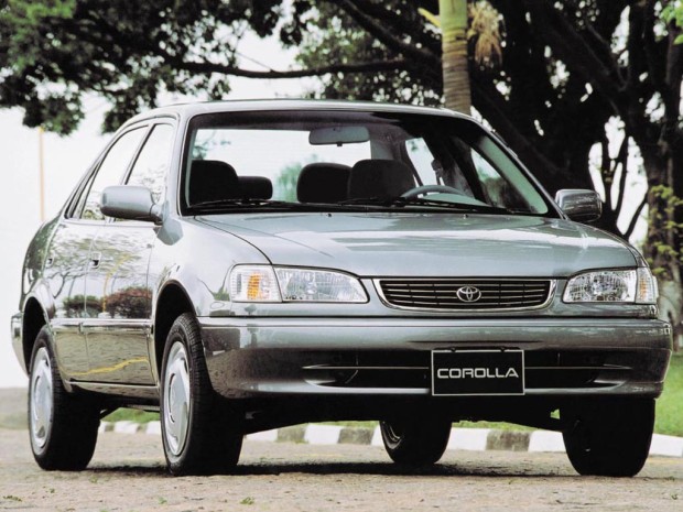 toyota_corolla_viii_2