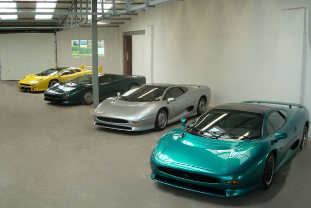 xj220 (2)