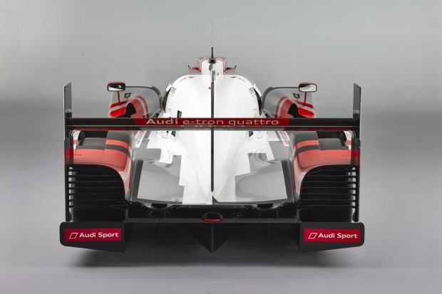 2015-audi-r18-etron-quattro-4