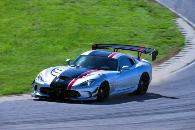 SRT-Viper-ACR-20