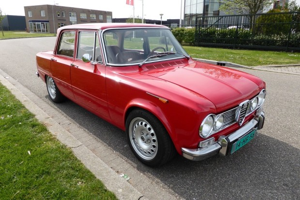 Alfa-Romeo-Giulia-1972