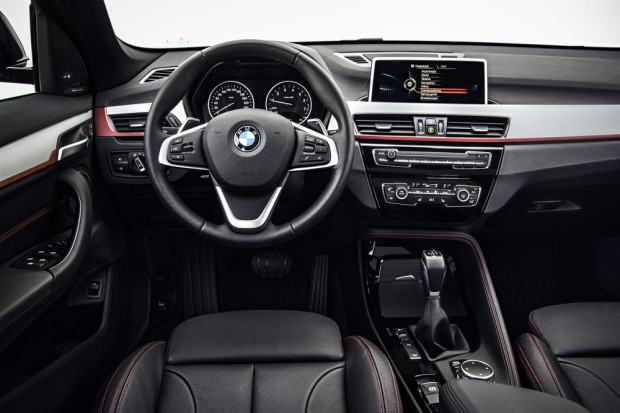 BMW-X1-2016-interior-6