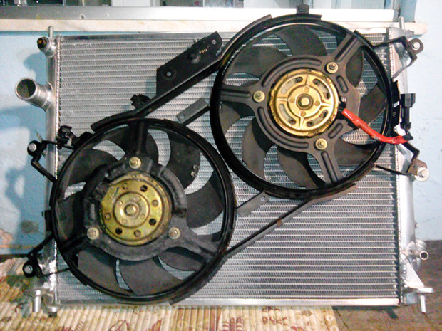 Radiador MasterCooler em Aluminio com eletro fans