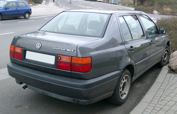 VW_Vento_rear_20071212