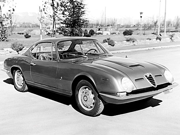 1963_Bertone_Alfa_Romeo_2600_Sprint_HS_01