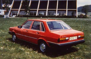 Audi-80-Giugiaro-3