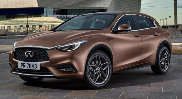 Infiniti-Q30-3