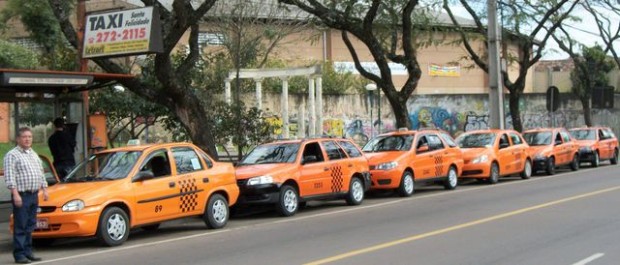 ponto-de-taxi-do-terminal-sant-11671284377748103