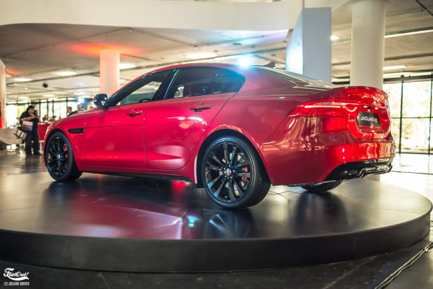 jaguar-xe-brasil-barata-21