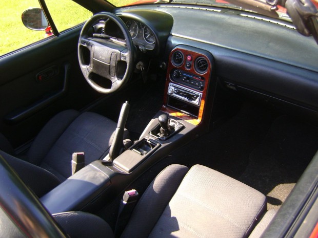 mazda-mx-5-interior