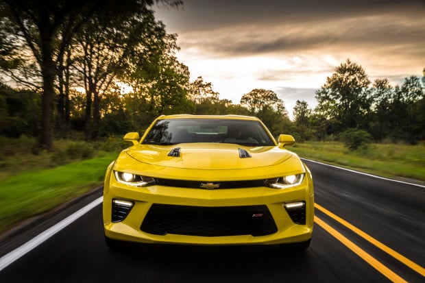 2016-Chevrolet-Camaro-SS-6