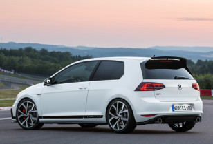 volkswagen_golf_gti_clubsport_12