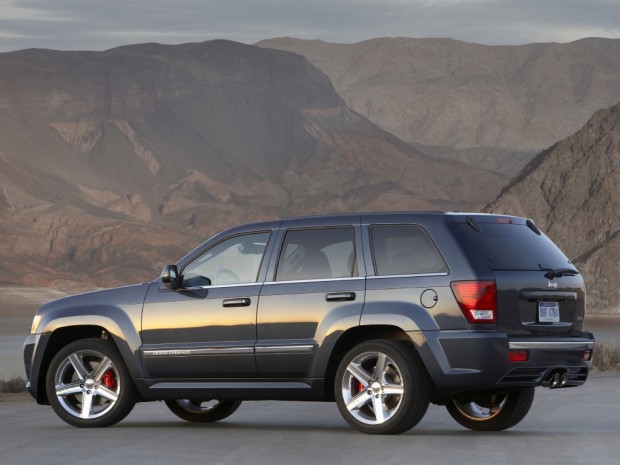 jeep_grand_cherokee_srt8_7