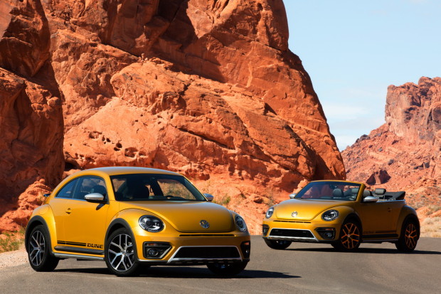 2016 VW Beetle Dune 01