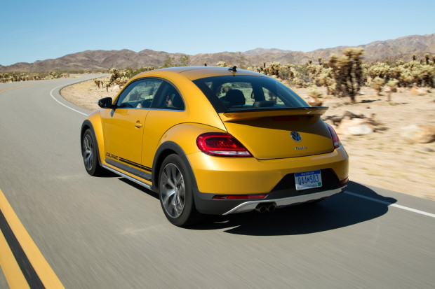 2016 VW Beetle Dune 13