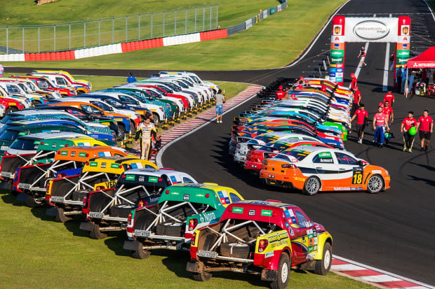 Mitsubishi Lancer Cup 2015