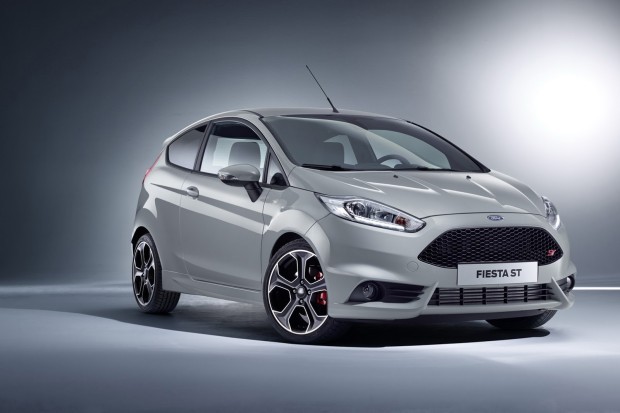 Ford-Fiesta-ST200-1-620x413