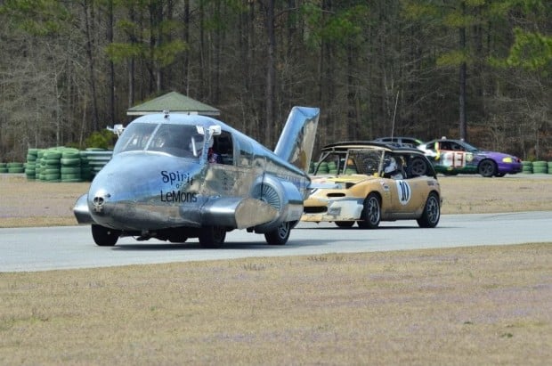 24_hours_of_lemons_plane_car_2