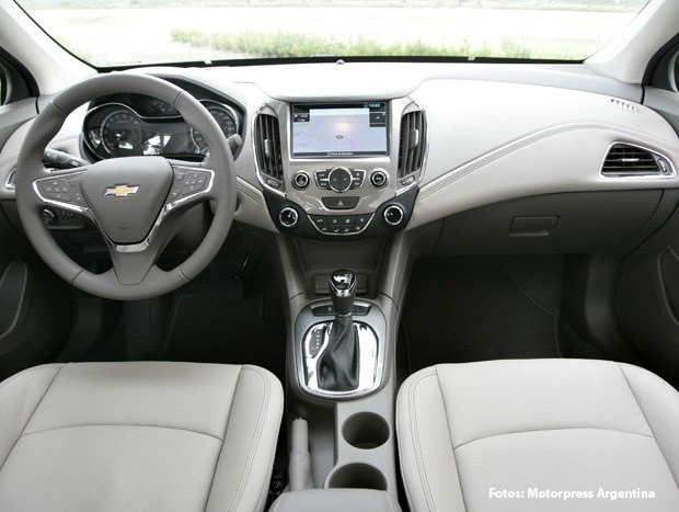 CRUZE-MOTORPRESS-2