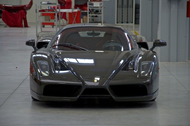 ferrari-enzo-fibra-de-carbono (19)