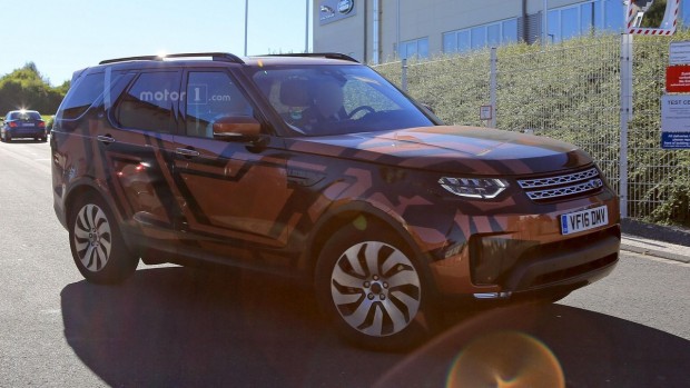 2017-land-rover-discovery-spy-photo-1