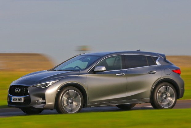 infiniti_q30s_2.2d_awd_18