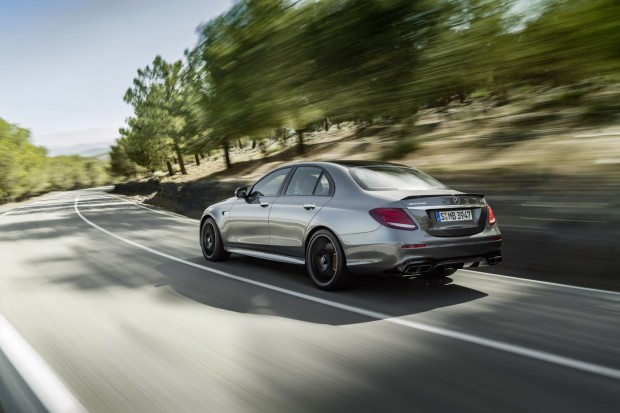 2018-Mercedes-E63-AMG-S-41