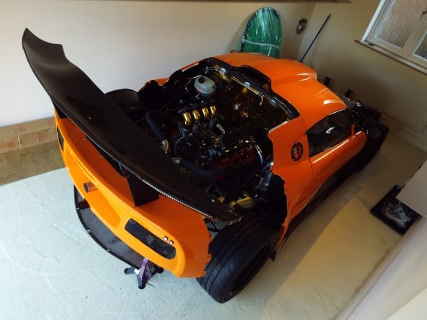 exige-v8-ferrari (23)