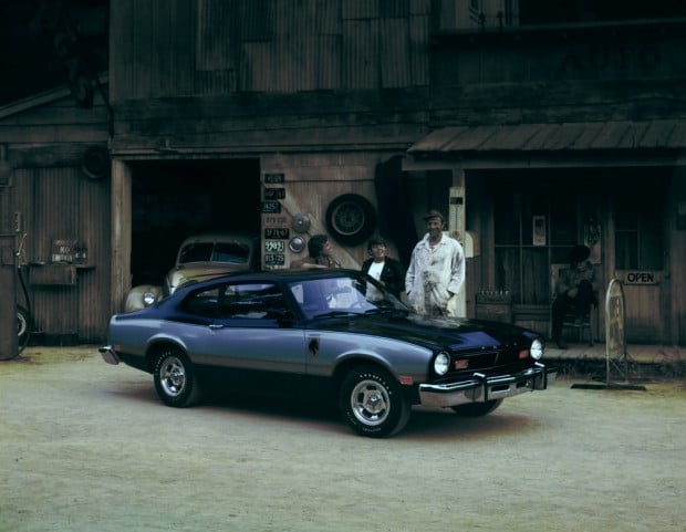 ford_maverick_2-door_sedan_1