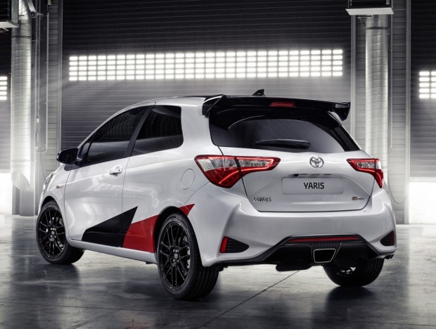 toyota_yaris_grmn