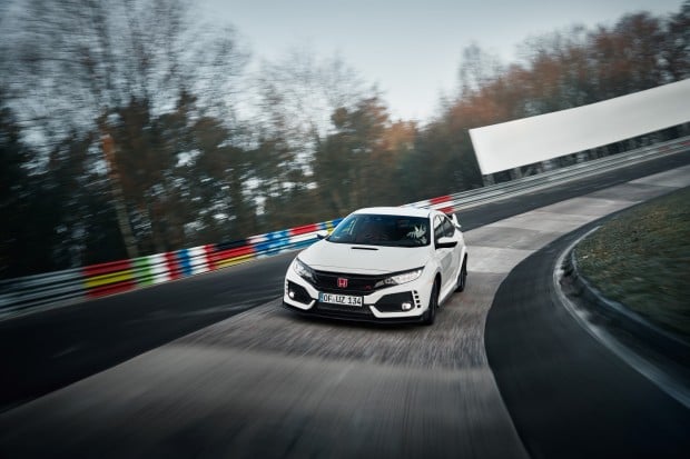 2017 HONDA CIVIC TYPE R SETS NEW FRONT-WHEEL DRIVE LAP RECORD AT NURBURGRING