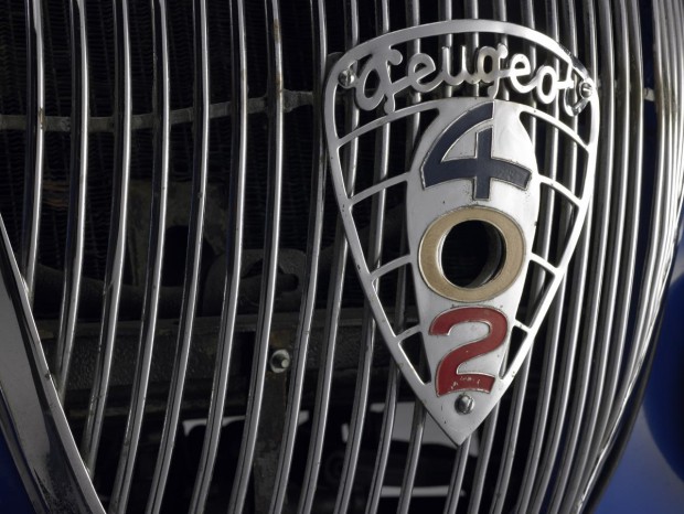 1937-peugeot-darlmat-hood-badge-b