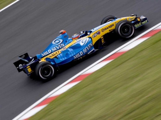 fernandoalonso_renault_suzuka_2005