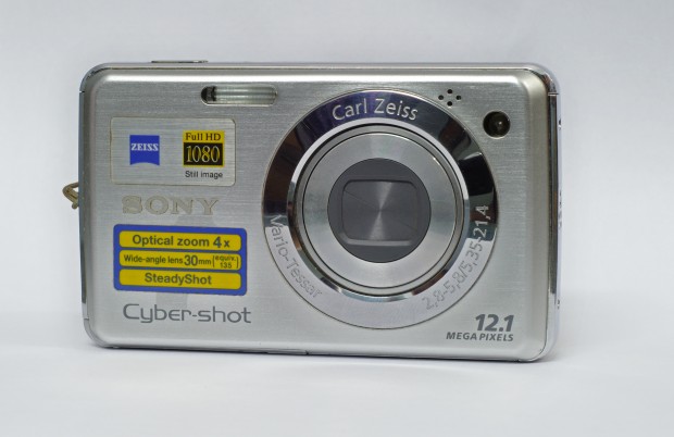 Sony_Cybershot_DSC_W210