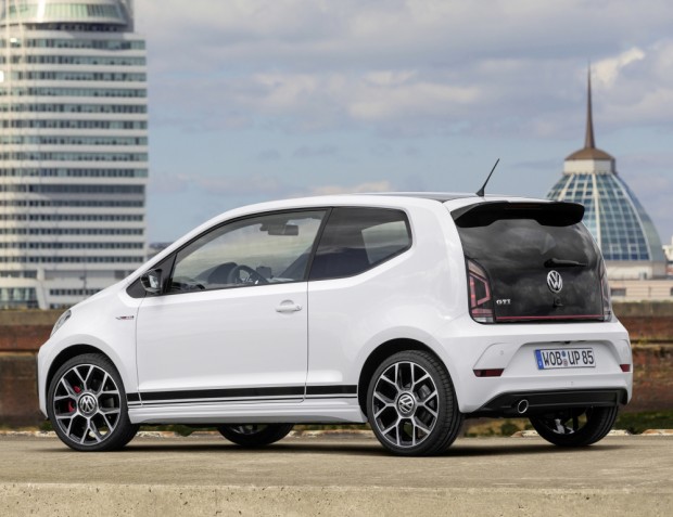 volkswagen_up_gti_concept_27