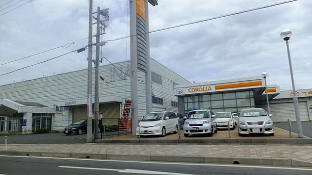 Toyota_Corolla_Sakaiminato_store