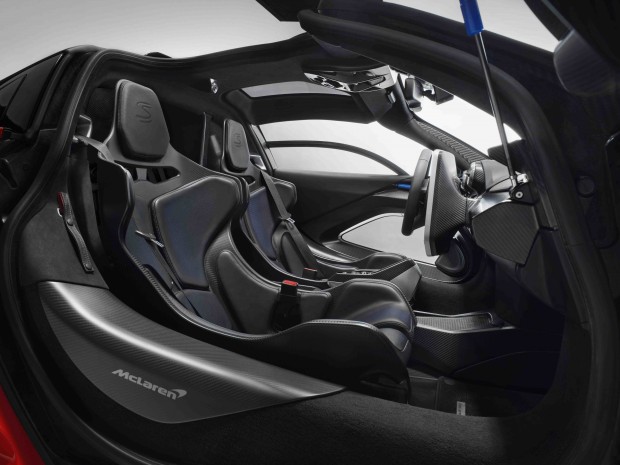 8622McLaren-Senna-Interior-1