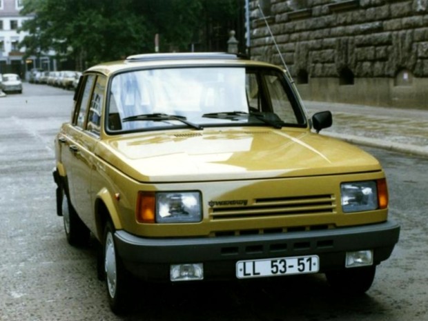 autowp.ru_wartburg_1.3_1