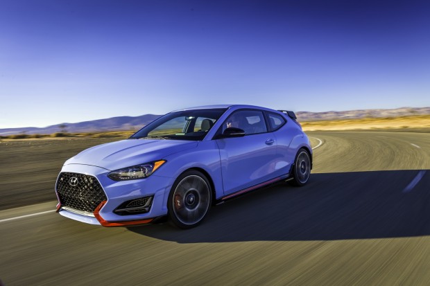 2019-hyundai-veloster-n-14