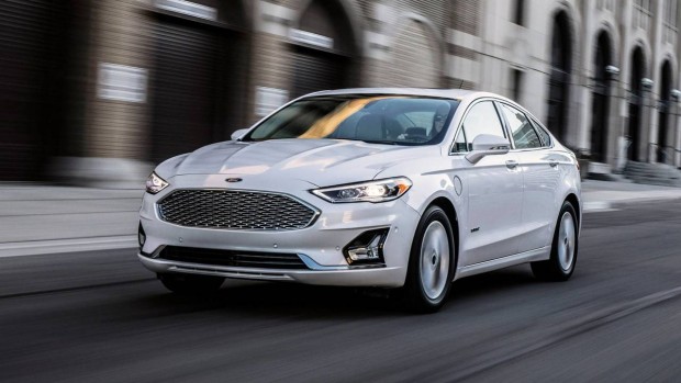 2019-ford-fusion-2