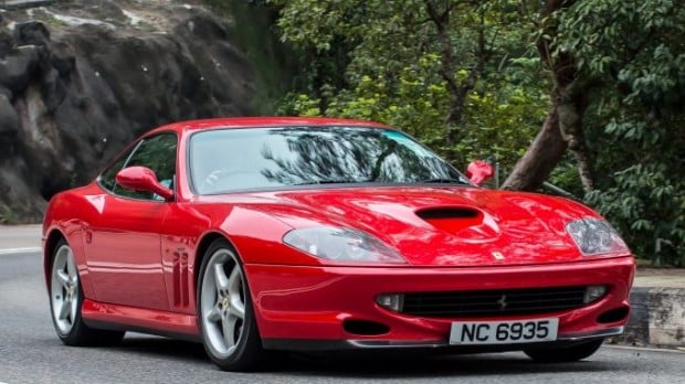 FERRARI-550-Maranello-1060_31-678x381