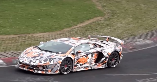 lamborghini-aventador-svj-showcases-v12-soundtrack-on-nurburgring-spits-flames-124917_1