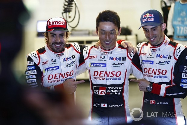 lemans-24-hours-of-le-mans-2018-pole-position-for-8-toyota-gazoo-racing-toyota-ts050-sebas-8558910